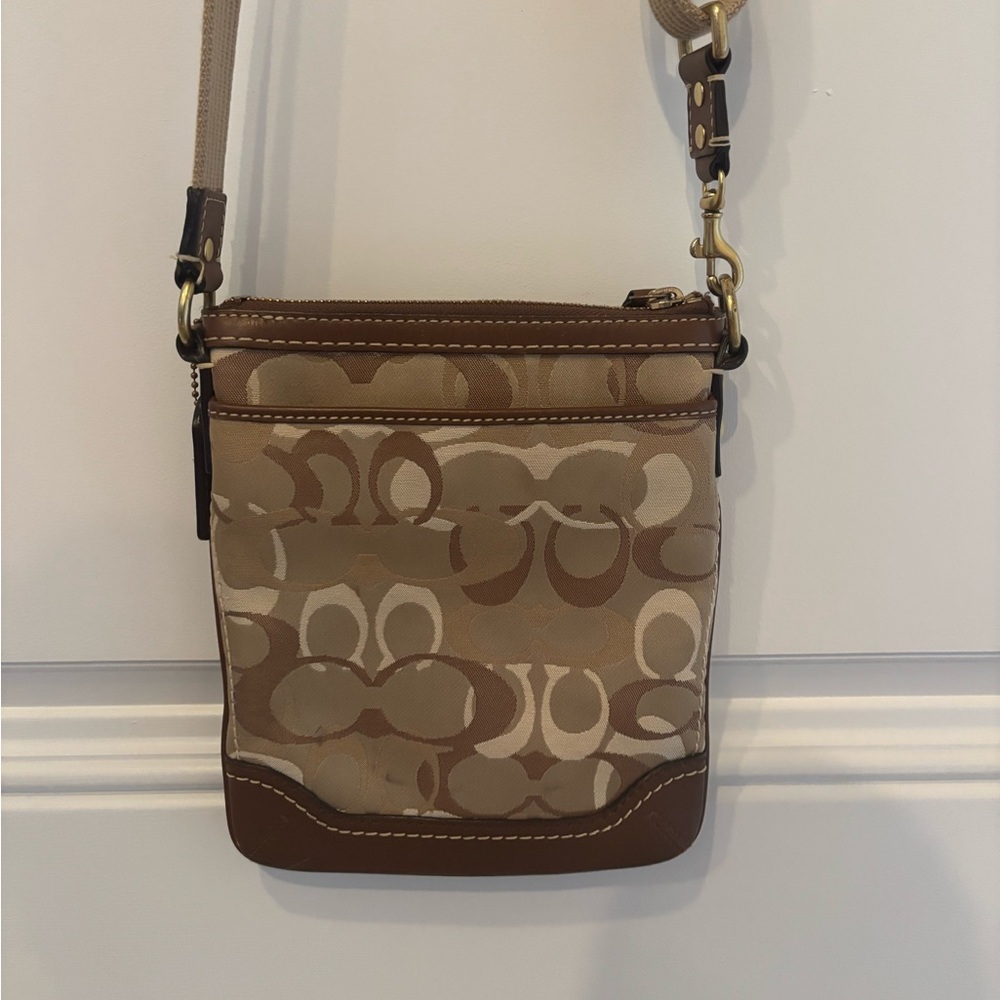Coach Beige and Brown Zip Pouch Crossbody - Picture 2 of 4
